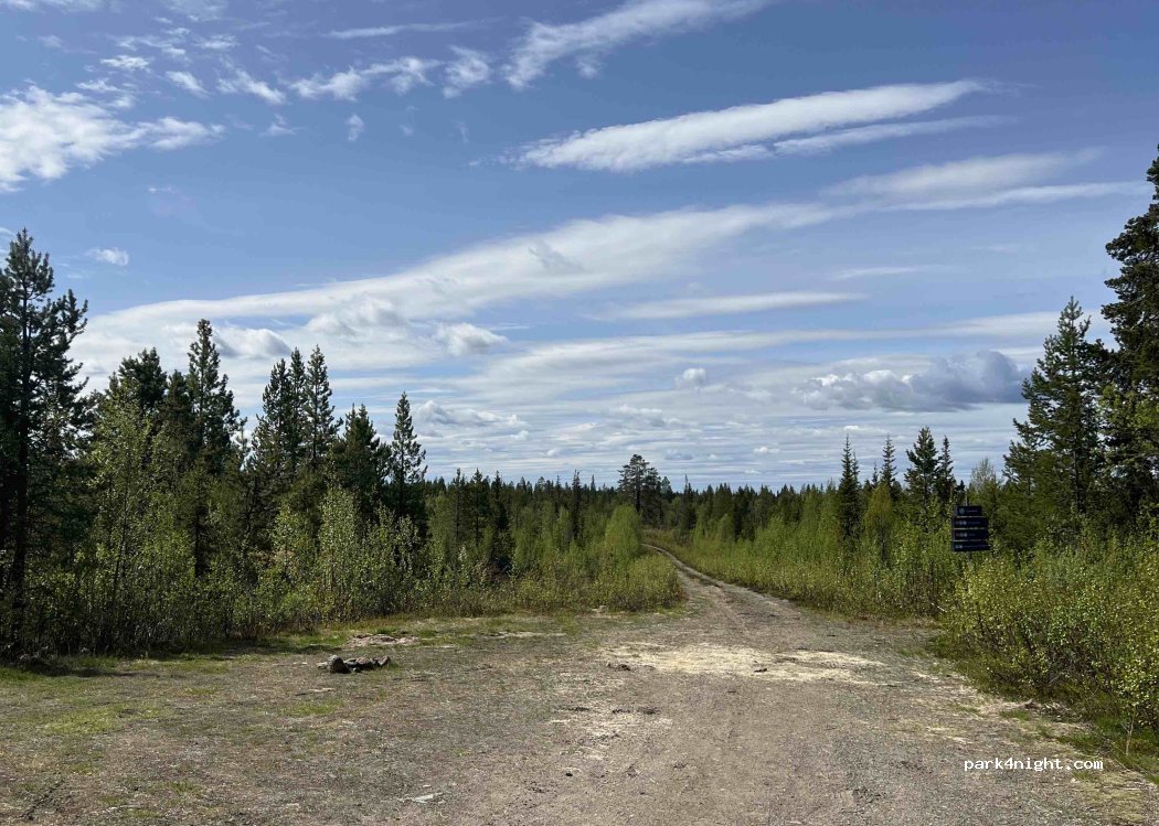 (982 06)  - Unnamed Road — foto