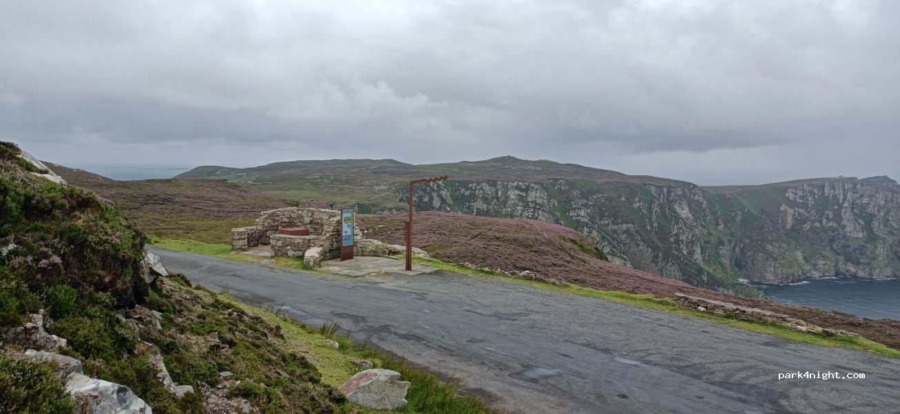 () The Ross - Unnamed Road — foto 4