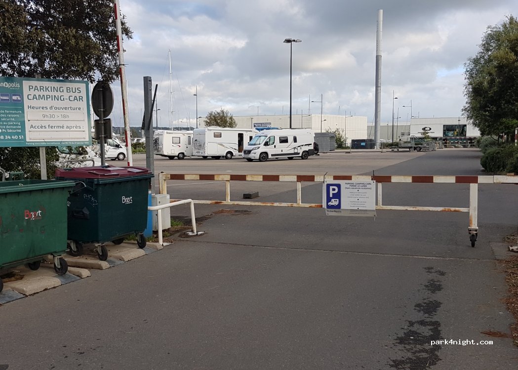 (29200) Brest - Rue des Cormorans — foto 4