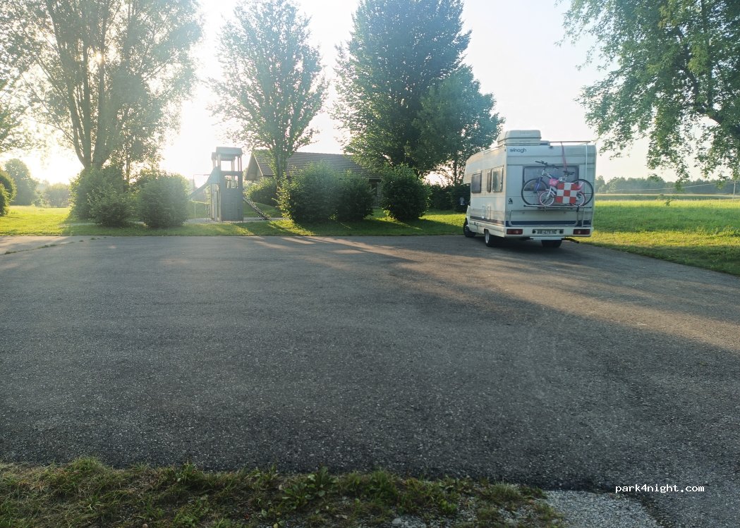 (87666) Pforzen - 26 Eisbachweg — foto 4