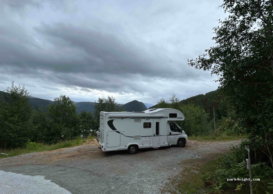 (6854) Kaupanger - Fylkesveg 213 — foto 4