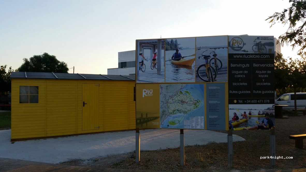 (43580) Deltebre - Passeig Reinosa — foto