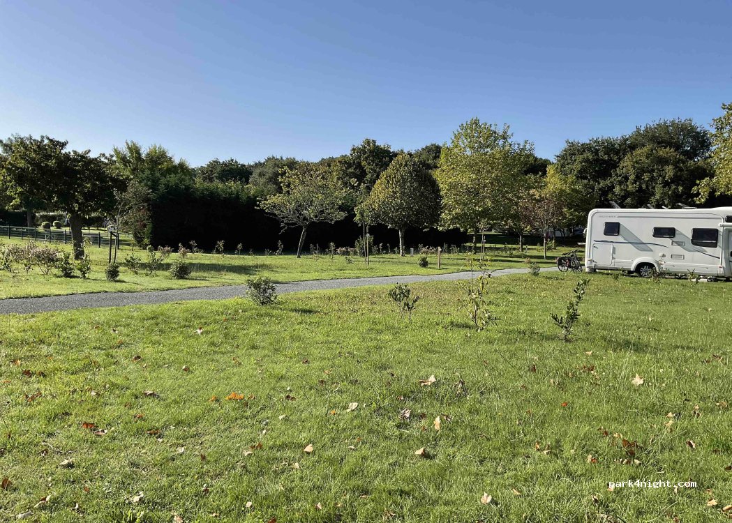 Camping Le Logis Du Breuil — foto
