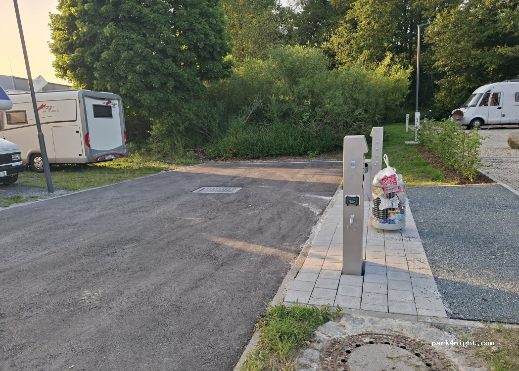 Wohnmobil-Stellplatz 2 An der Rößlermühlstraße — foto 2