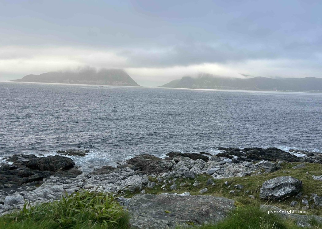 (6083) Gjerdsvika - 90 Sekundær Fylkesveg 10 — foto 2