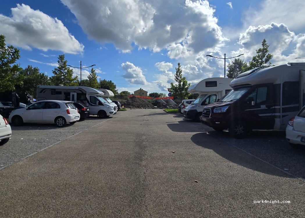 (46100) Mantova - 1 Via Primaticcio — foto 4