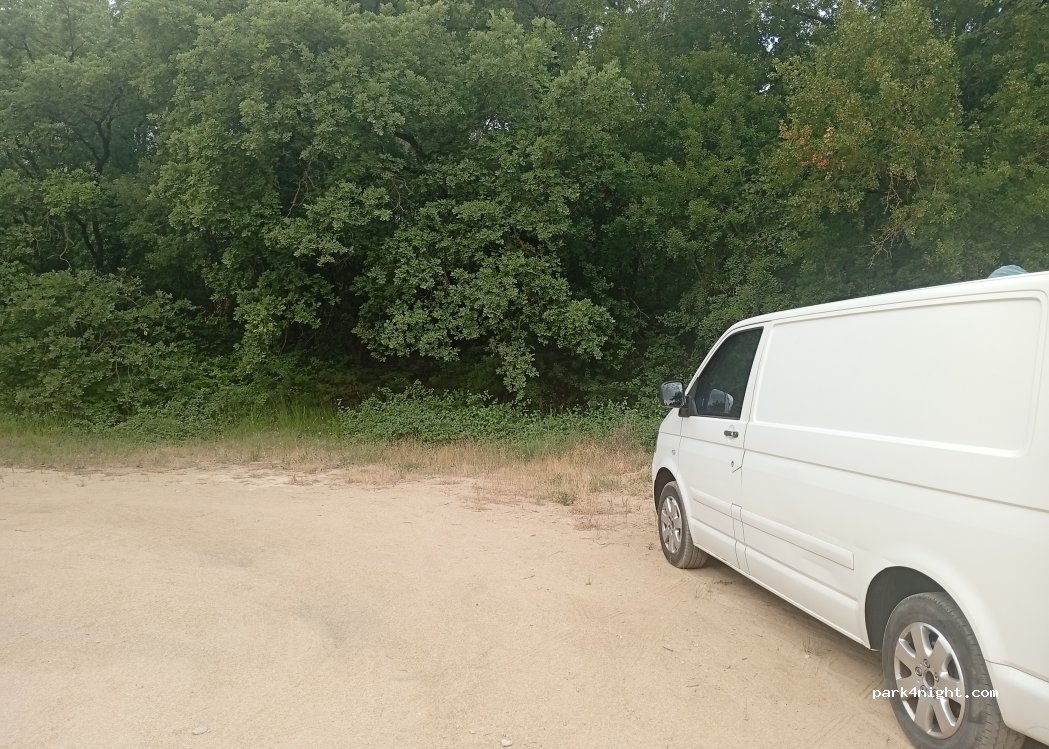 (13860) Peyrolles-en-Provence - 1240 Chemin du Loubatas — foto