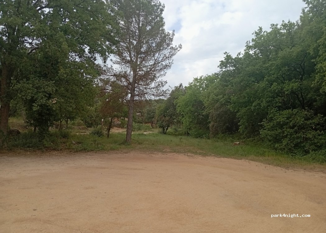 (13860) Peyrolles-en-Provence - 1240 Chemin du Loubatas — foto 2