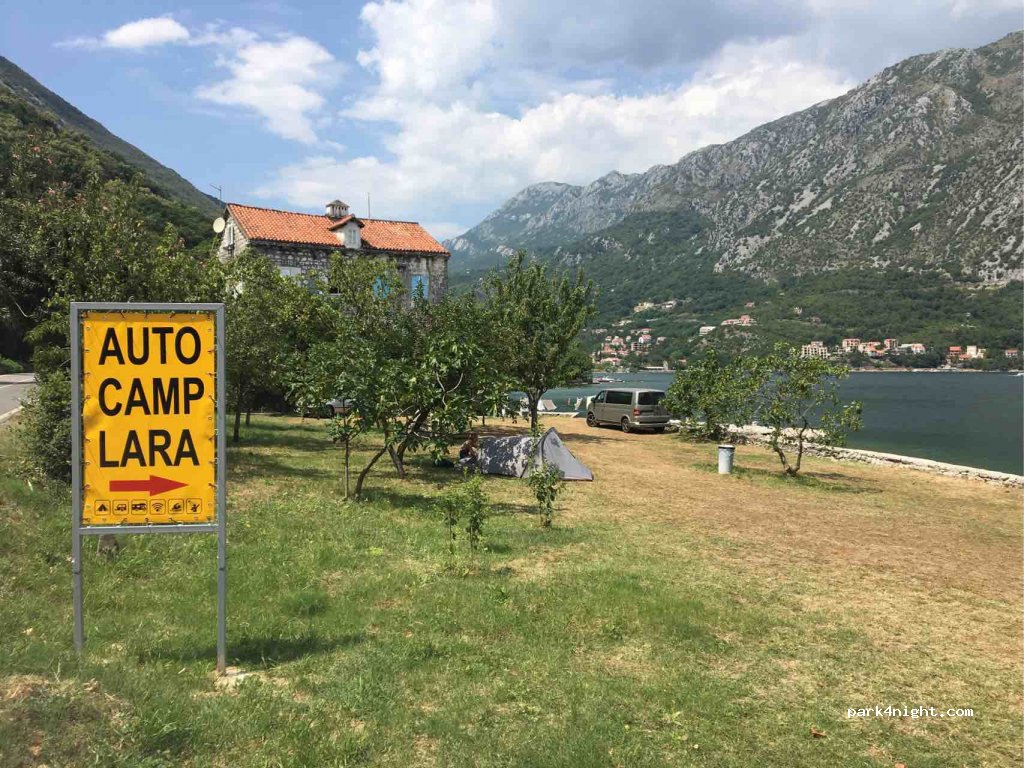 Kamp Lara — foto