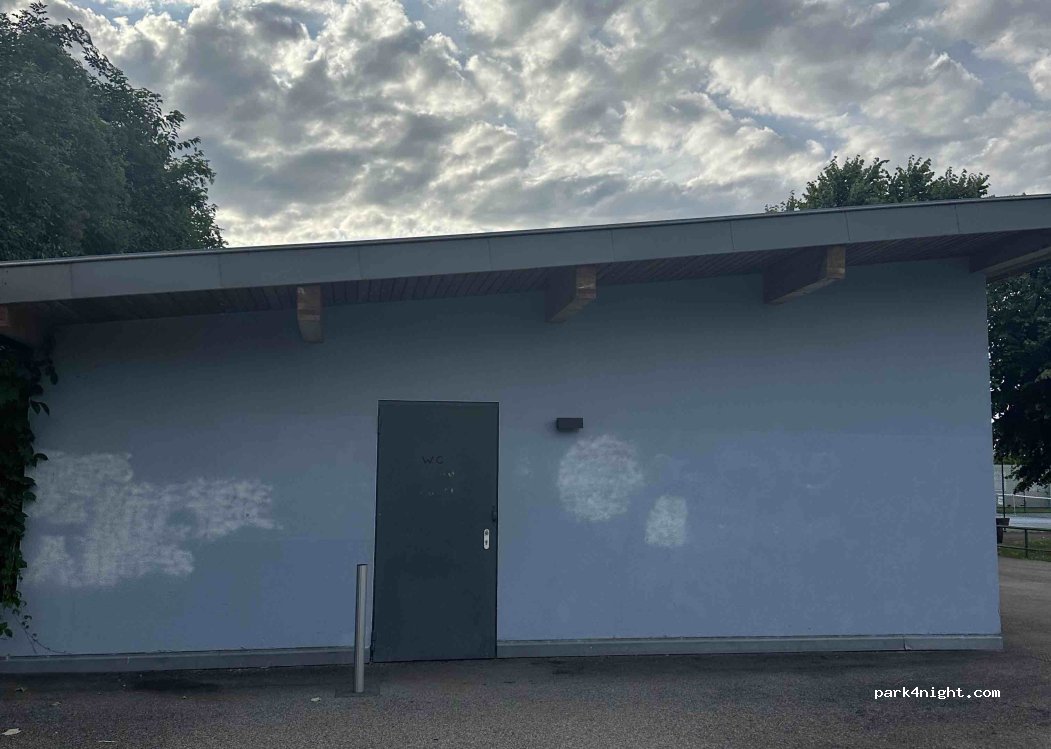 (74800) La Roche-sur-Foron - 281 Faubourg Saint-Martin — foto 2