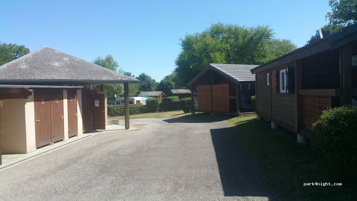 Camping municipal — foto