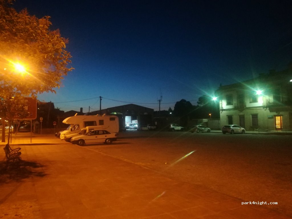 (32500) O Carballiño - 60 Avenida 25 de Xullo — foto
