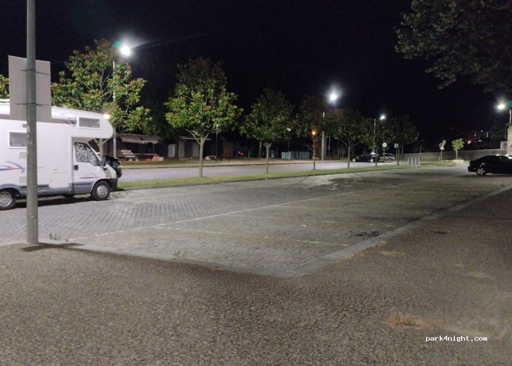 (4710-300) Braga - Largo Monte de Arcos — foto