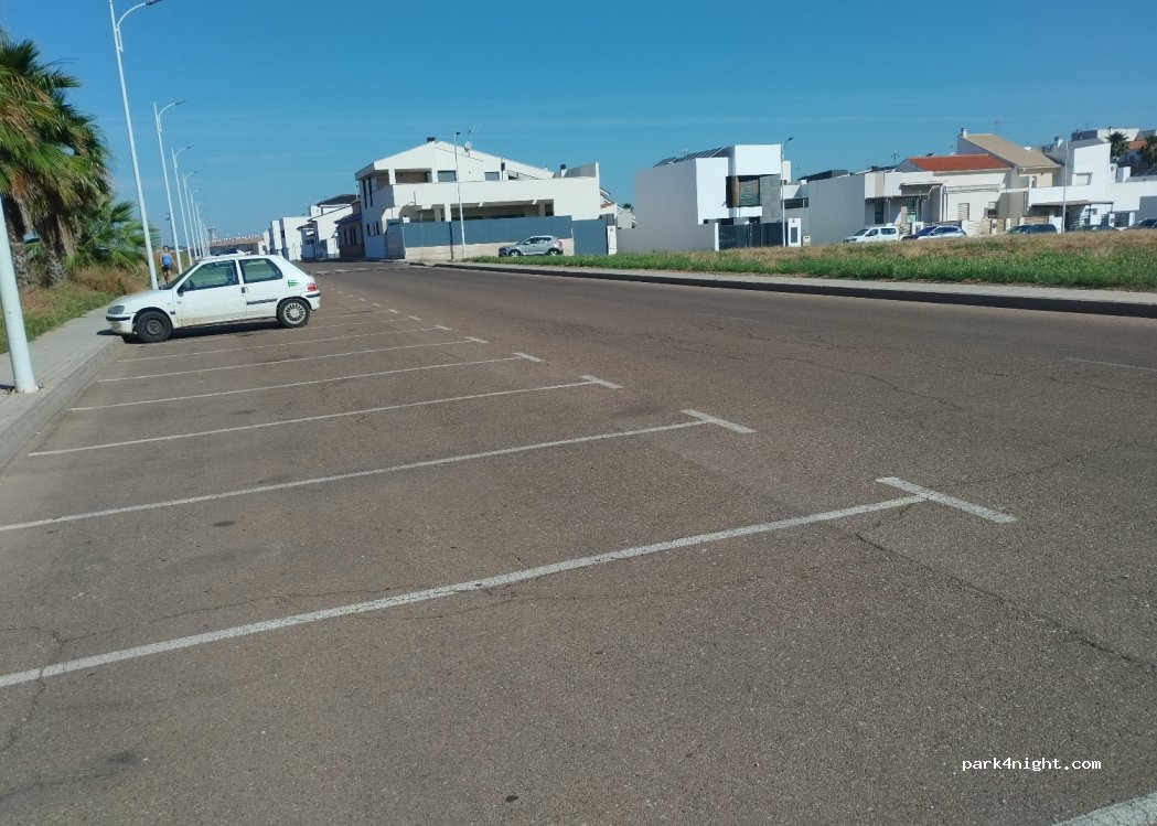 (06400) Don Benito - 1 Calle Sector 15 — foto