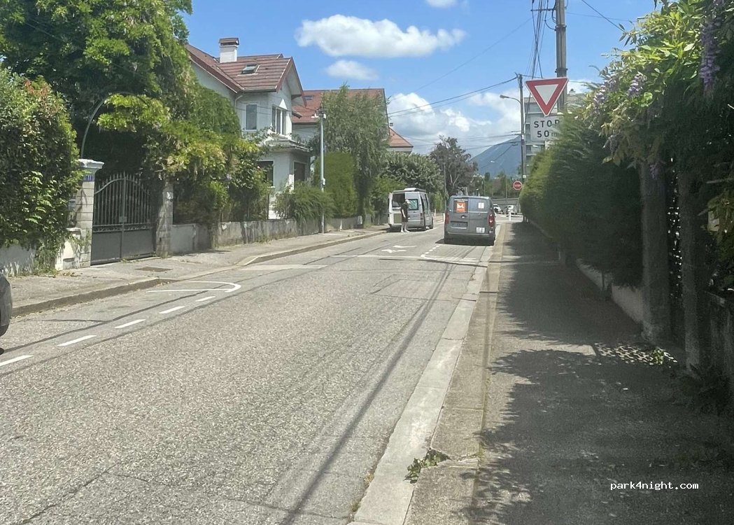 (74000) Annecy - 13 Rue des Prés Riants — foto 2
