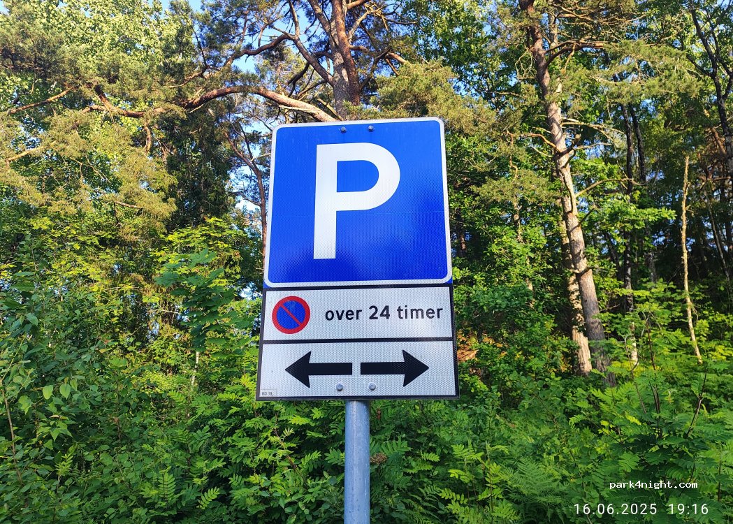 (3280) Tjodalyng - Unnamed Road — foto