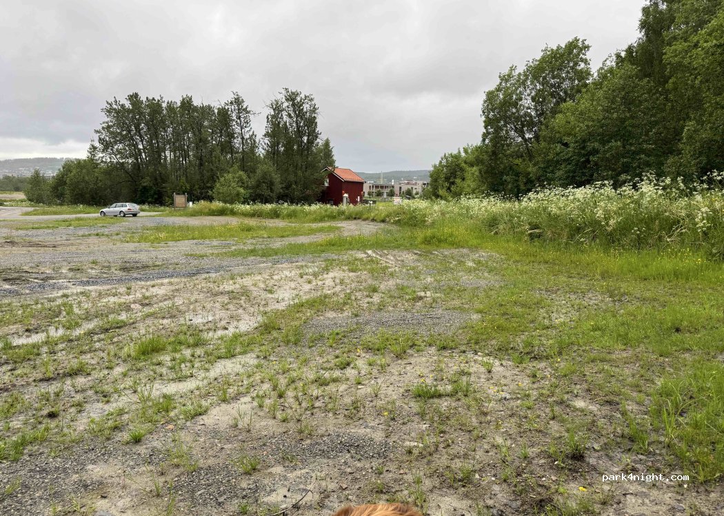 (7713) Steinkjer - 10 Lille Tranabakken — foto
