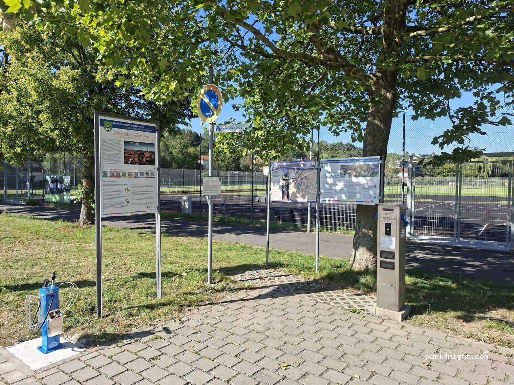Wohnmobilstellplatz am Festplatz — foto 5