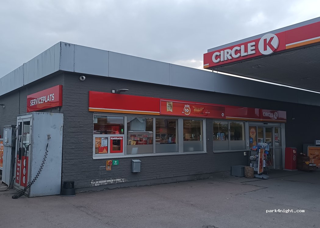 (434 42) Kungsbacka - 32 Varbergsvägen — foto 2