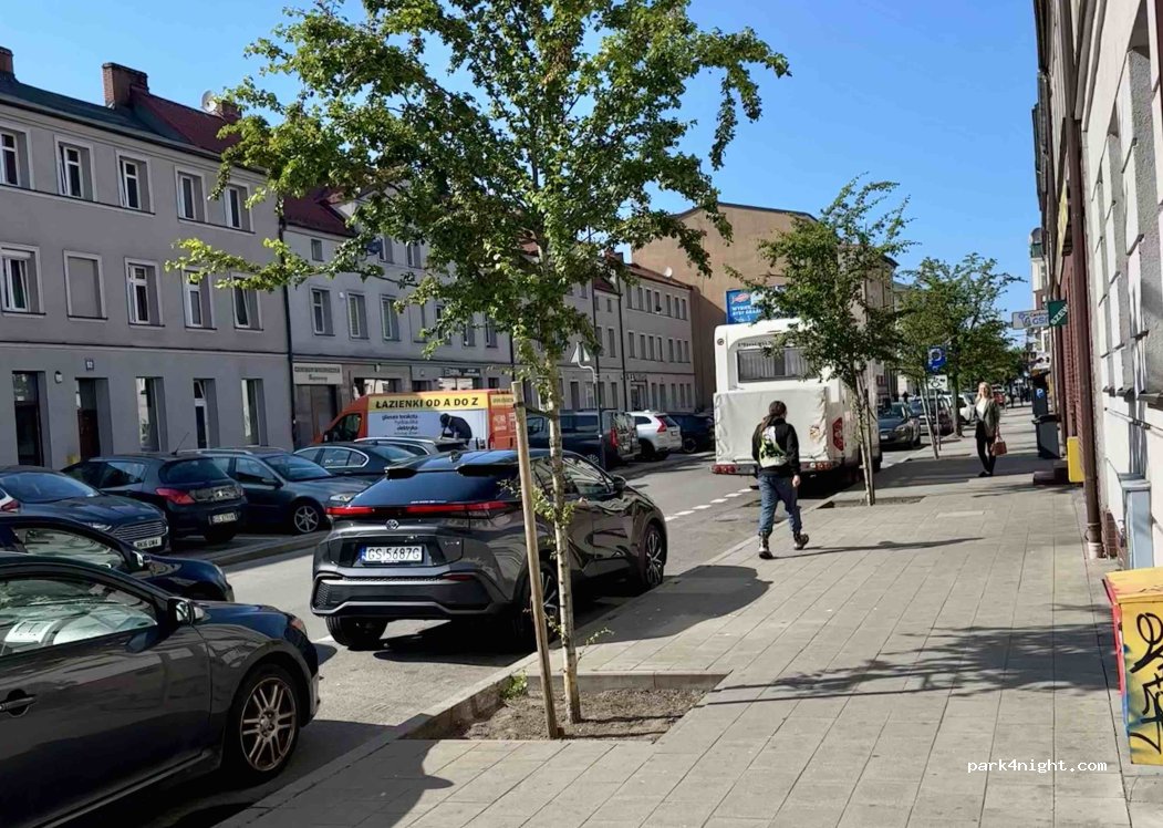 (76-200) Słupsk - 8 Adama Mickiewicza — foto 5