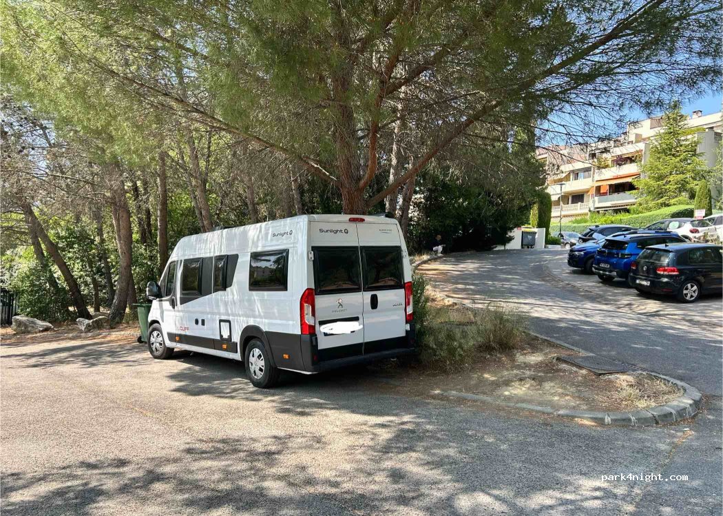 (13100) Aix-en-Provence - 7 Avenue René Cassin — foto