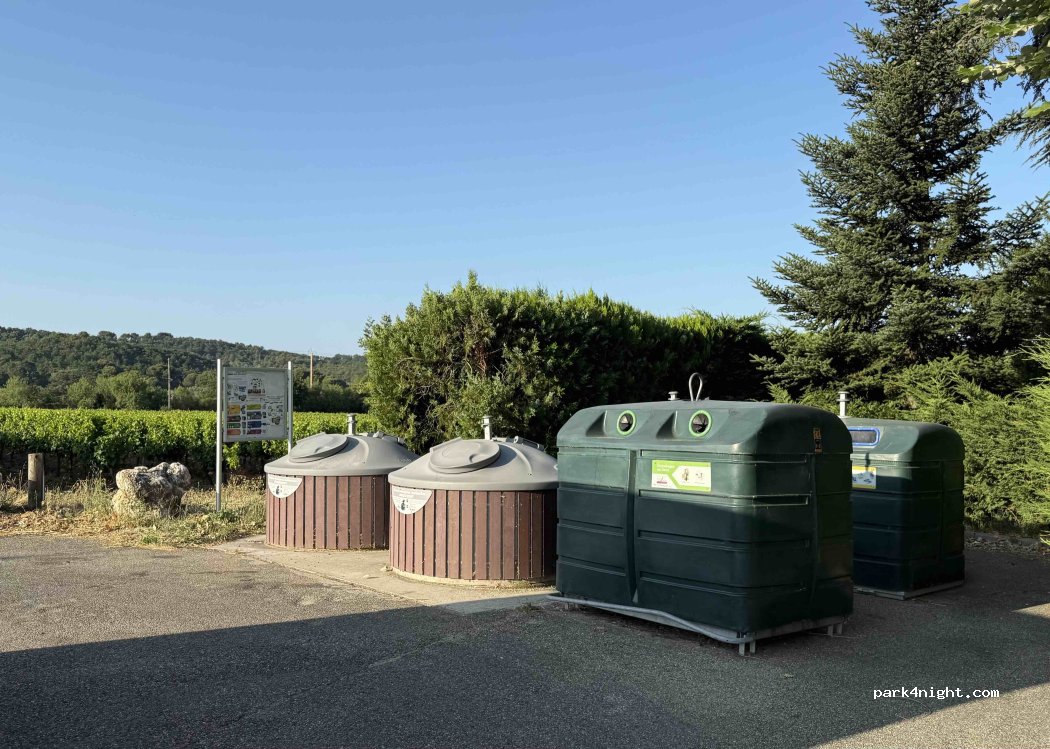 (26770) Saint-Pantaléon-les-Vignes - 601 Le Poitou — foto