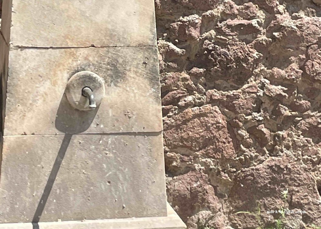 (83390) Pierrefeu-du-Var - 2 Bis Rue Docteur Edmond Mercier — foto 2