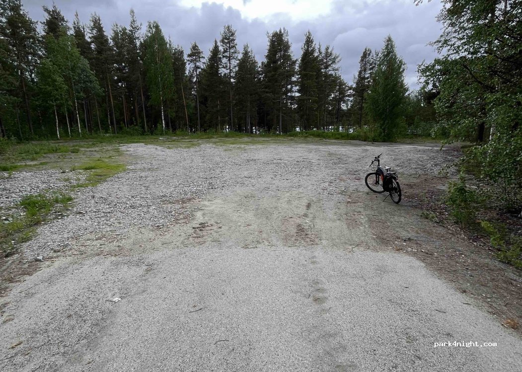 (921 45) Lycksele - 1 Verkstadsvägen — foto