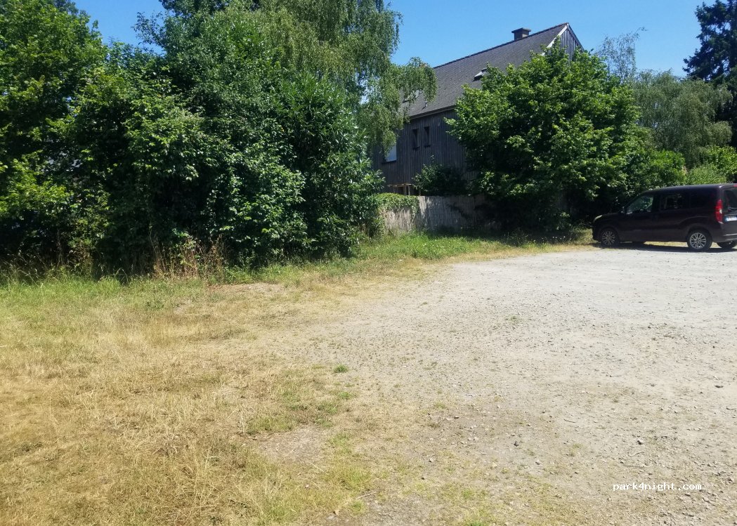 (35890) Bourg-des-Comptes - 9 Rue du Camping — foto