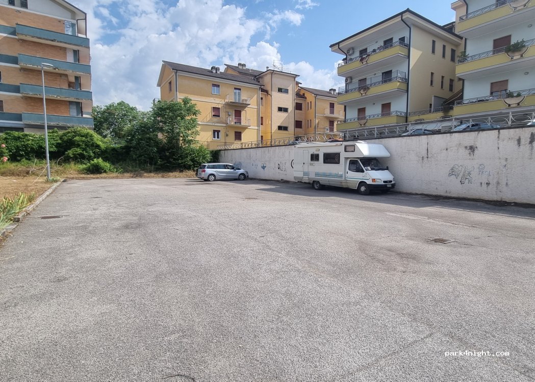 (67039) Sulmona - 27 Via Stazione Introdacqua — foto 2