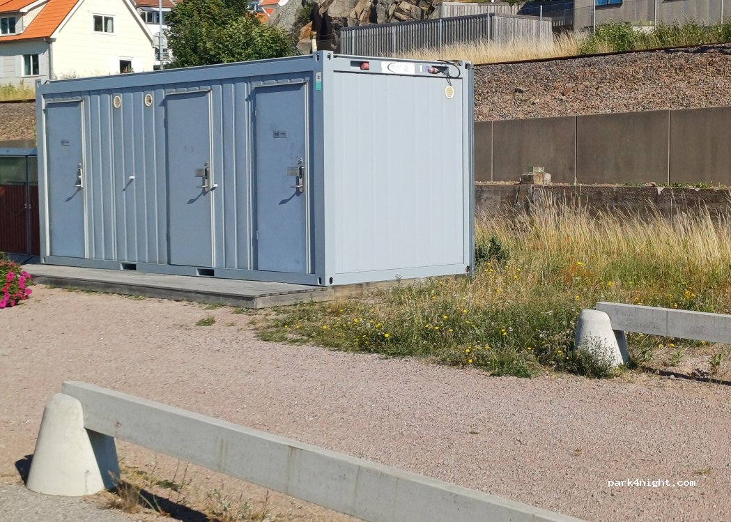 (453 37) Lysekil - 61 Landsvägsgatan — foto 3