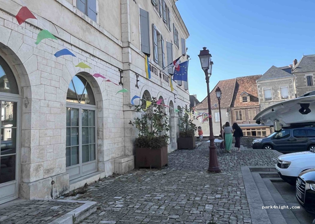 (46110) Vayrac - 60 Place du Onze Novembre — foto 2