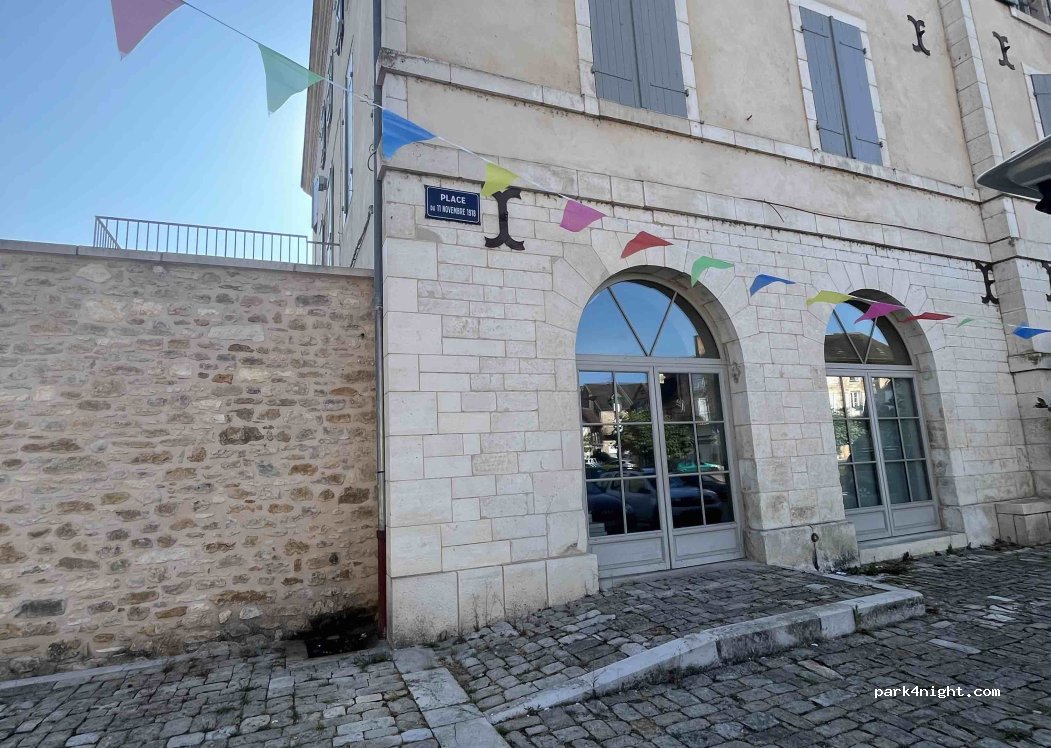 (46110) Vayrac - 60 Place du Onze Novembre — foto 3