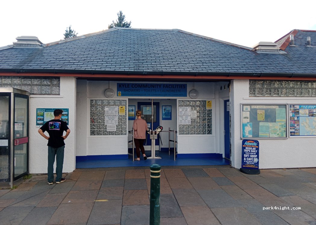 (IV40 8AE) Kyle of Lochalsh - 4 Station Road — foto 3