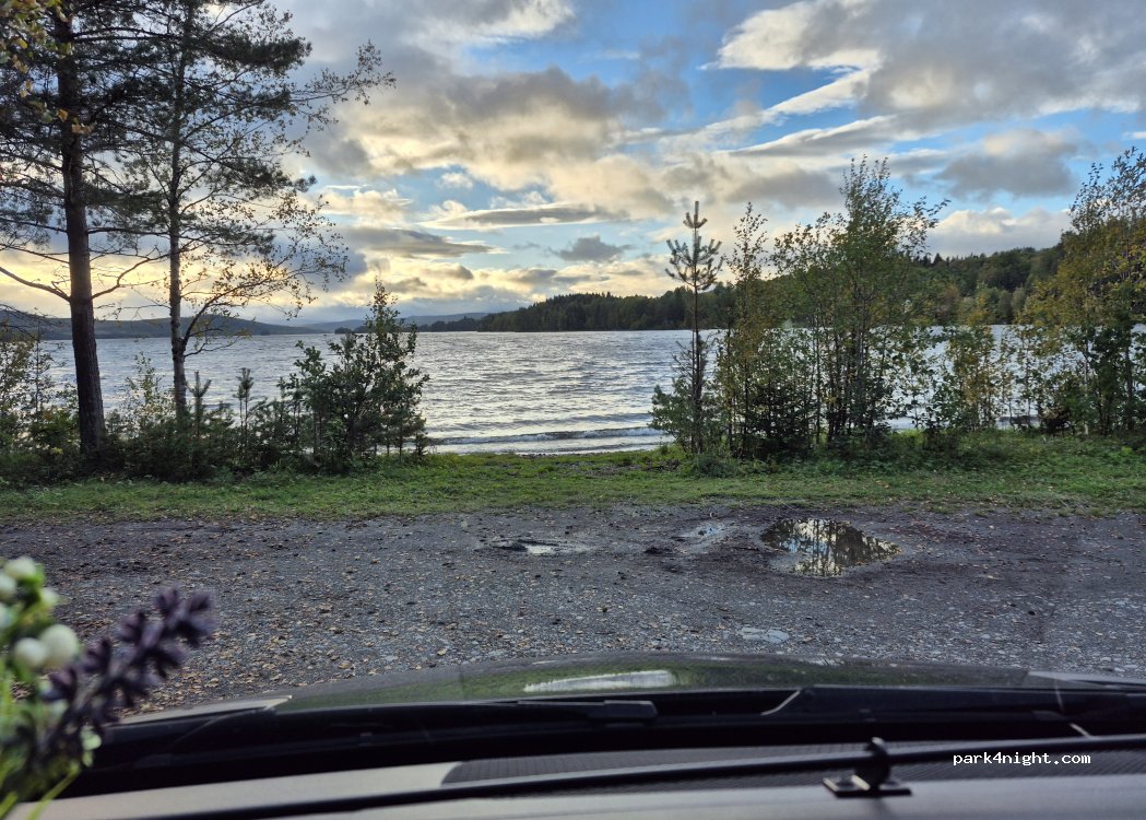 (837 92) Mörsil - Unnamed Road — foto 2