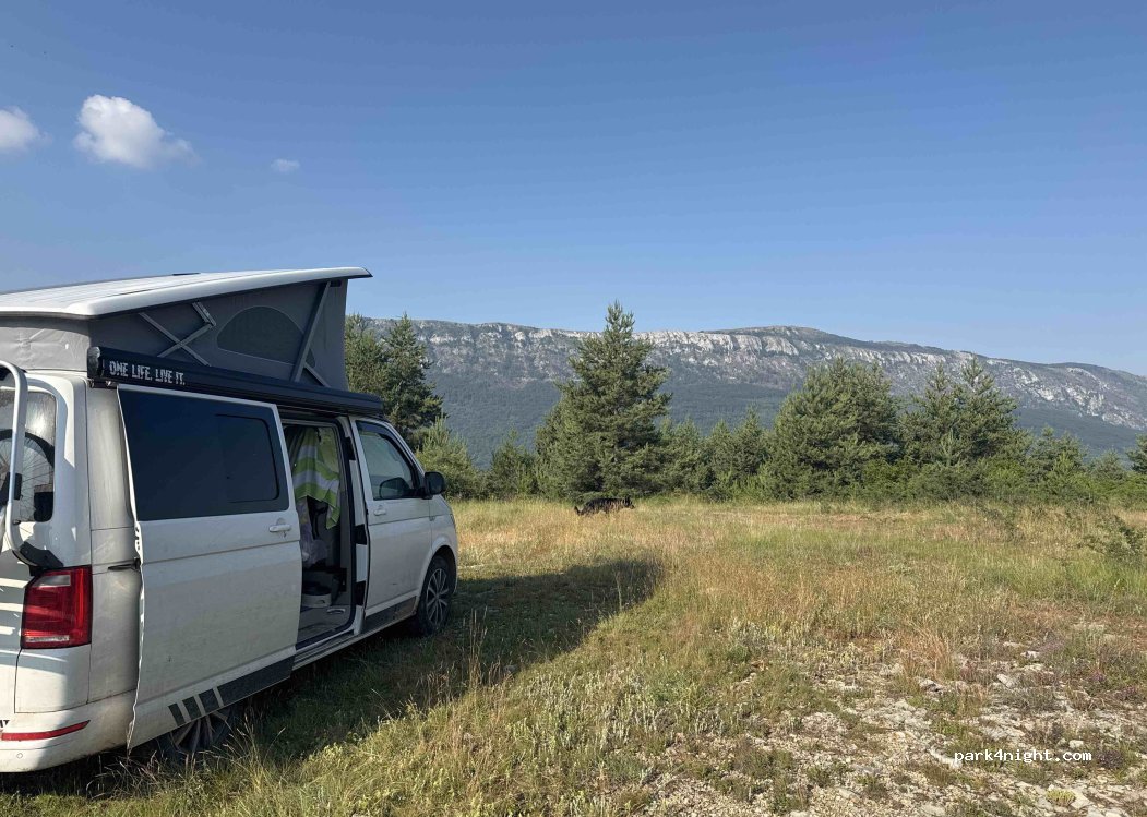 (18300) Slavinja - — foto