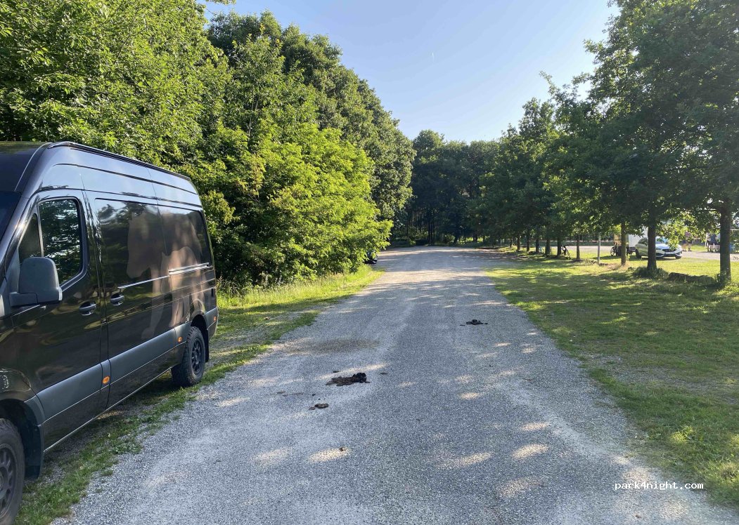 (6075 NA) Herkenbosch - Unnamed Road — foto