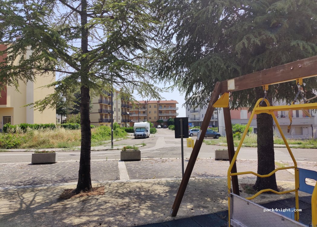 (85011) Acerenza - 42 Viale Europa — foto