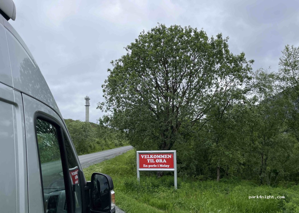 (8146) Reipå - Unnamed Road — foto