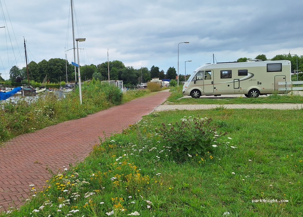 (1398 PA) Muiden - 21 Lange Muiderweg — foto 4