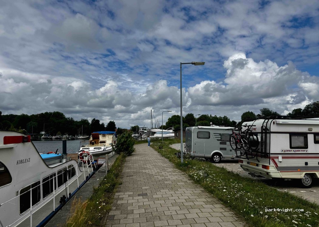 (1398 PA) Muiden - 21 Lange Muiderweg — foto 5
