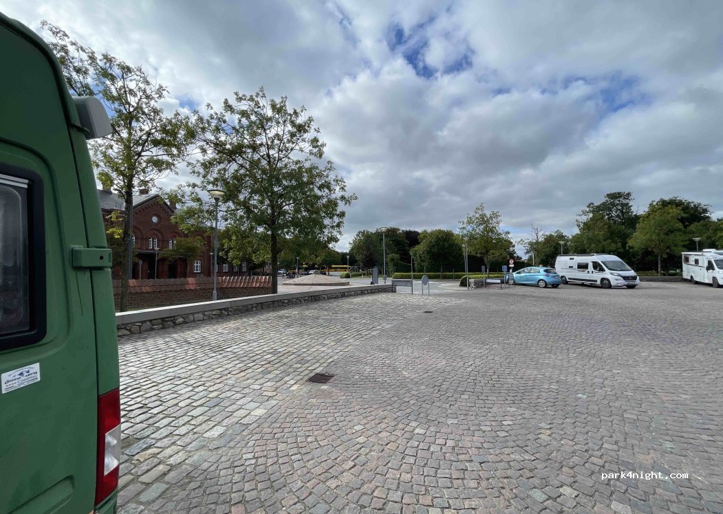 (6760) Ribe - 1 Odins Plads — foto