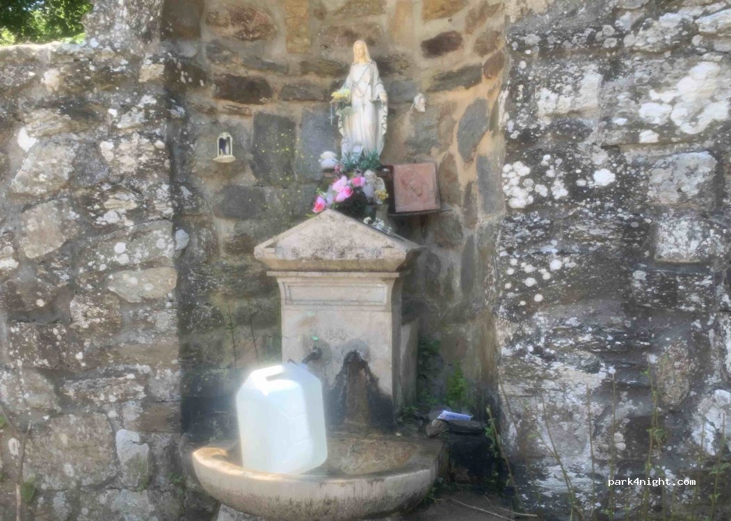 (83790) Pignans - Rte du Cros de Panau — foto