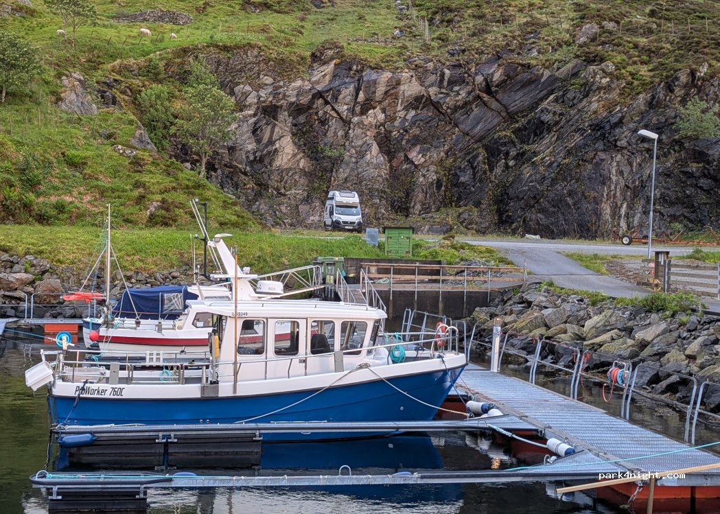 (6750) Honningsvåg - 300 Honningsvågvegen — foto 3
