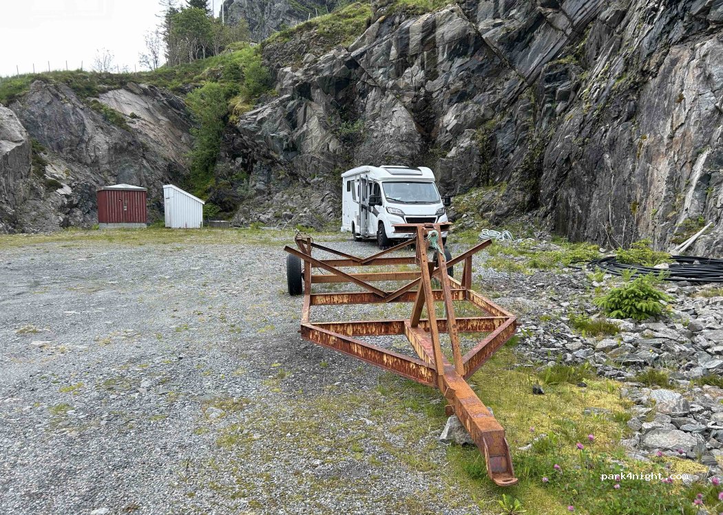 (6750) Honningsvåg - 300 Honningsvågvegen — foto 5