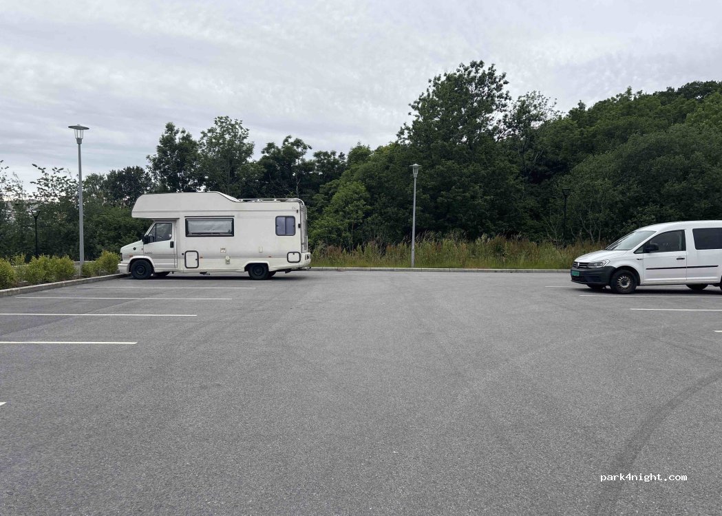 (4120) Tau - 6 Torgvegen — foto