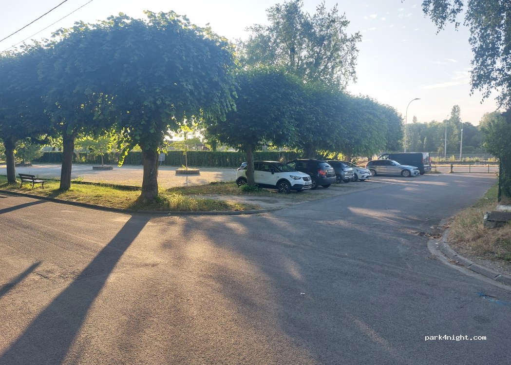 (77590) Bois-le-Roi - 5 Rue de l'Île Saint-Pierre — foto