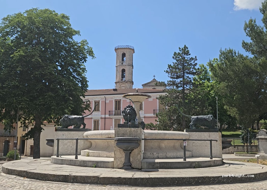 (86019) Vinchiaturo - 7 Piazza Municipio — foto