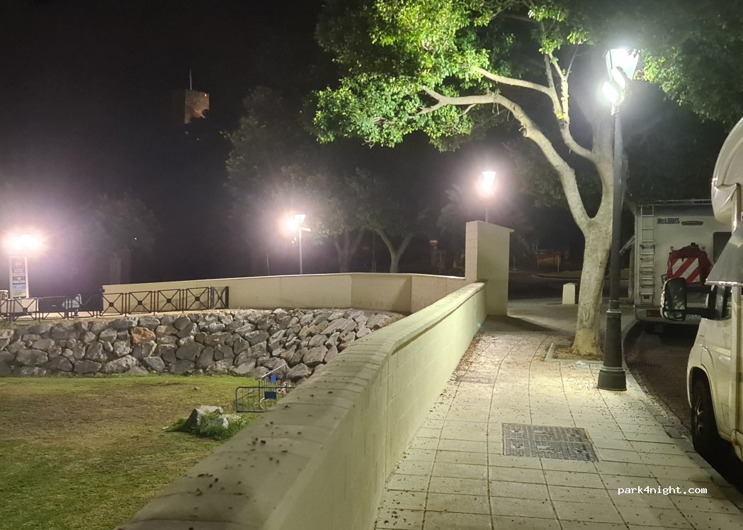 (29640) Fuengirola - 1 Calle Virgen del Rosario — foto 2