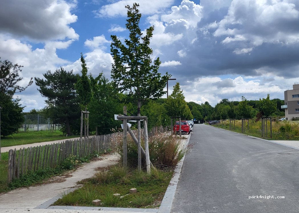(80000) Amiens - 50 Rue Bernard Risbourg — foto